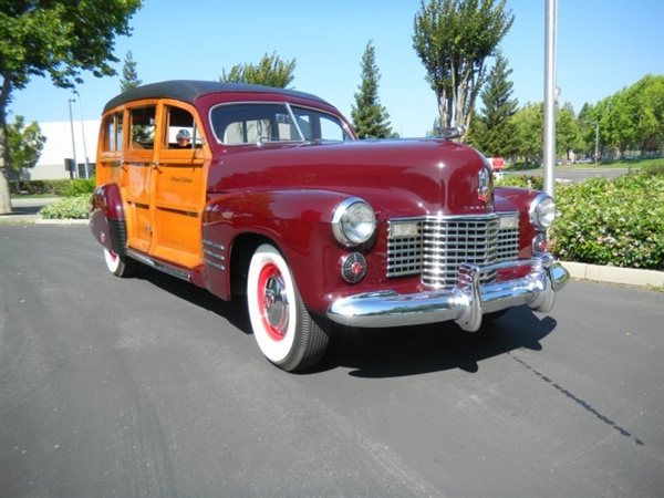 1941 Cadillac woodie wagon (700 x 525)