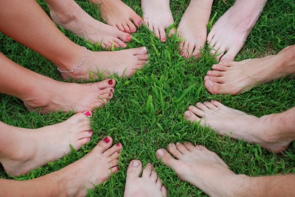 why do people go barefoot on earth day?
