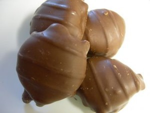 National Peanut Cluster Day is March 8! - Chicago Dessert ...