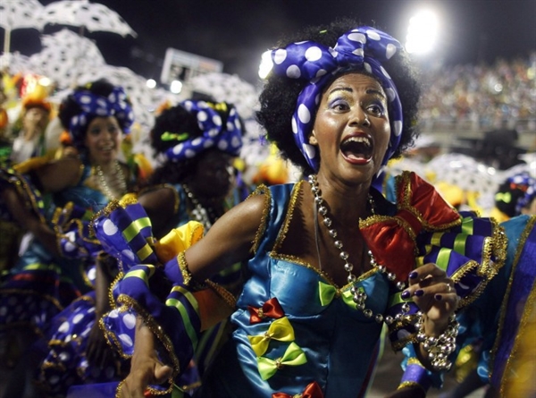When is Carnival Season in Rio de Janeiro and how long does it last?
