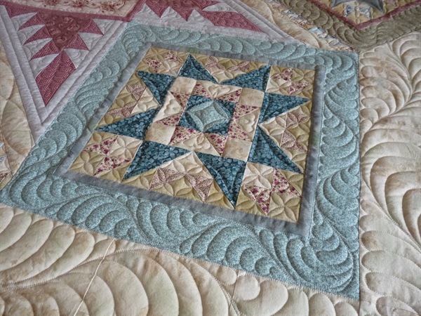 What are the best tools to learn how to quilt?