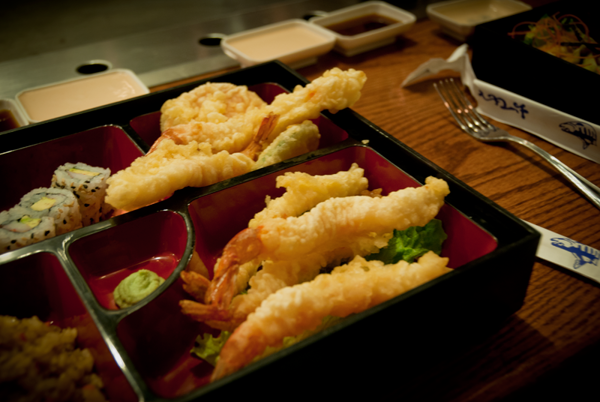 Does anyone know how to make a shrimp tempura roll?