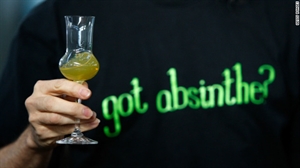 National Absinthe Day - has anyone out there actually hallucinated of absinthe before?