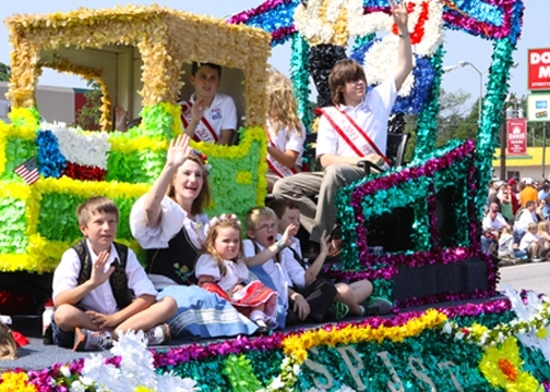 File:Caption from National Polka Festival parade in Ennis, Tx.jpg ...