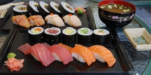 International Sushi Day - Can i make sushi using canned tuna?