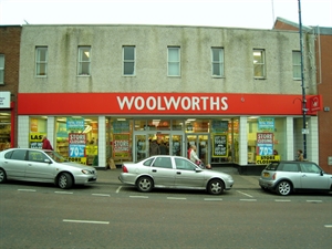 Woolworth's Day - How do people train you to do registers at woolworth's?